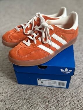 Adidas Gazelle Sneakers Orange Men’s Size 8